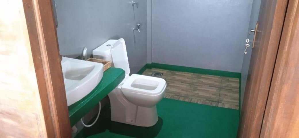 Resort Chena Huts Eco